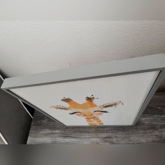 Cute Giraffe and Bear Wall Art Set - Picture 3 of 5